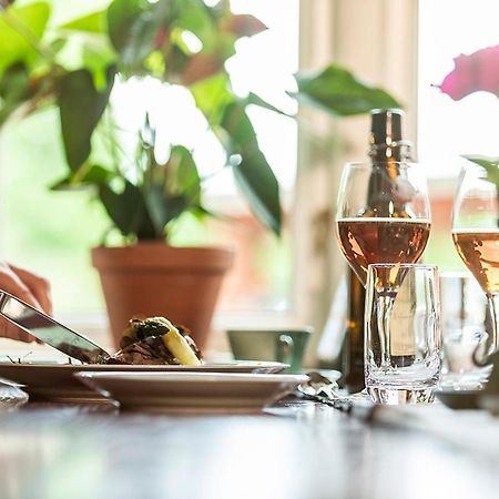 Loefwings B&B Broddetorp Экстерьер фото